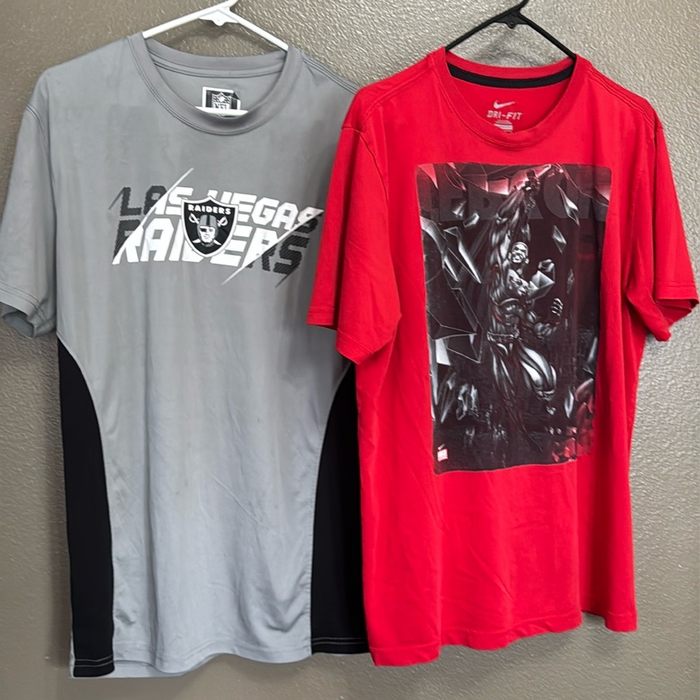 Set of two size large performance shirts, short sleeves